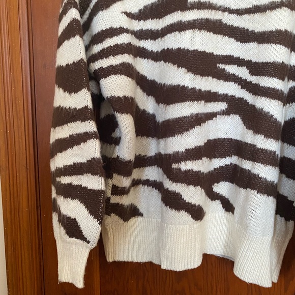 SOLD - Picture 5 of 10